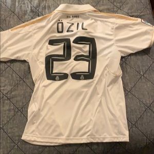 Özil real madrid jersey